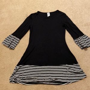 Black and white top by One fashion